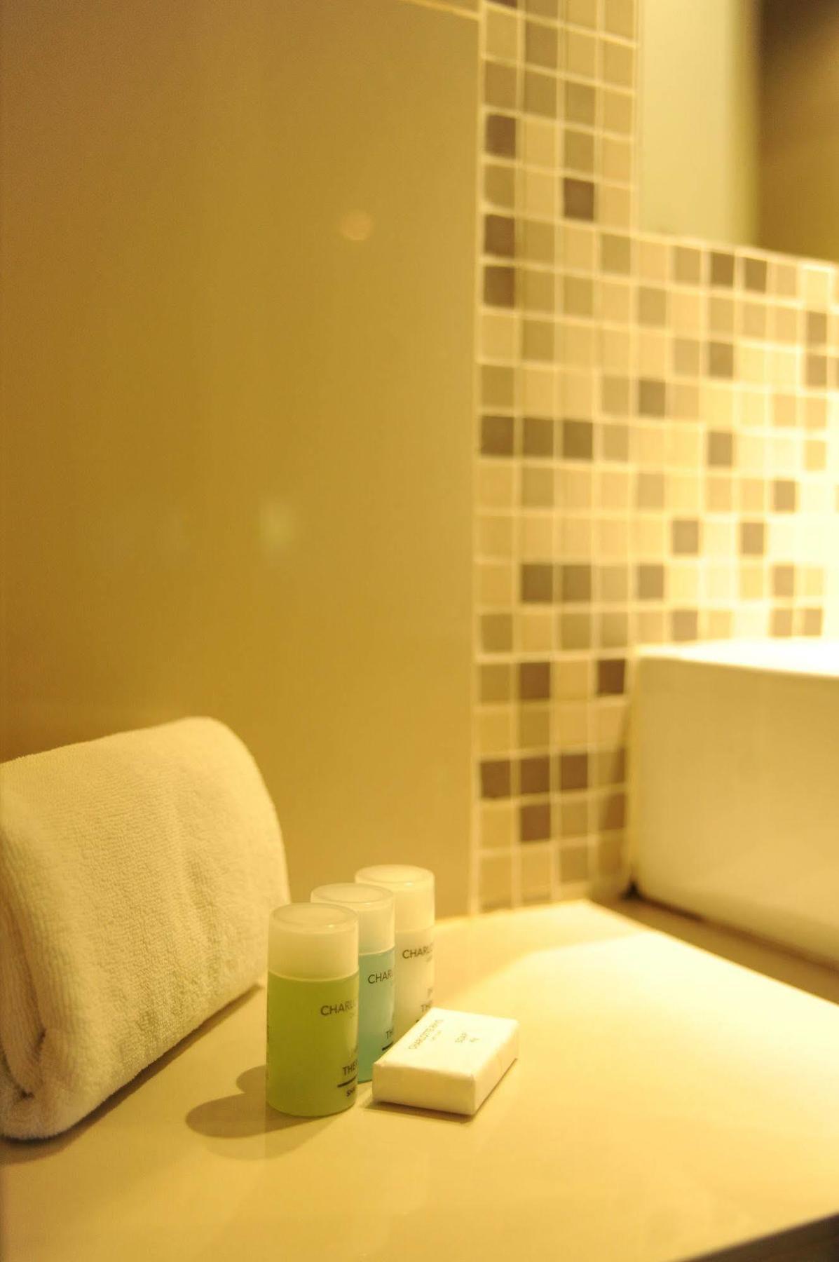 Aha Kathu Hotel Екстер'єр фото